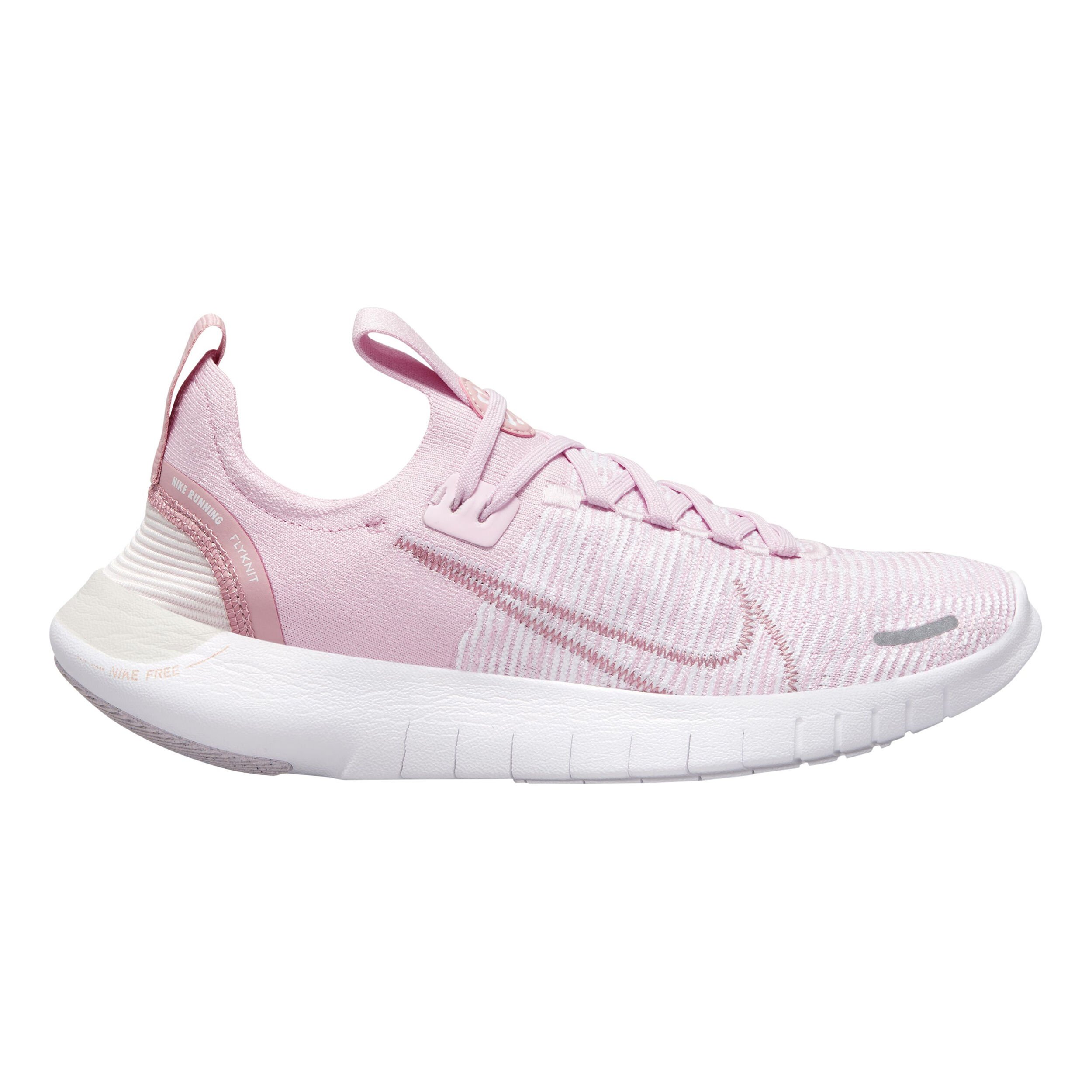 Nike women free deals runs